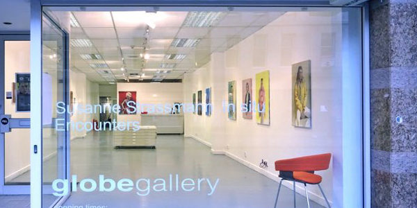 Encounters / Globe gallery UK